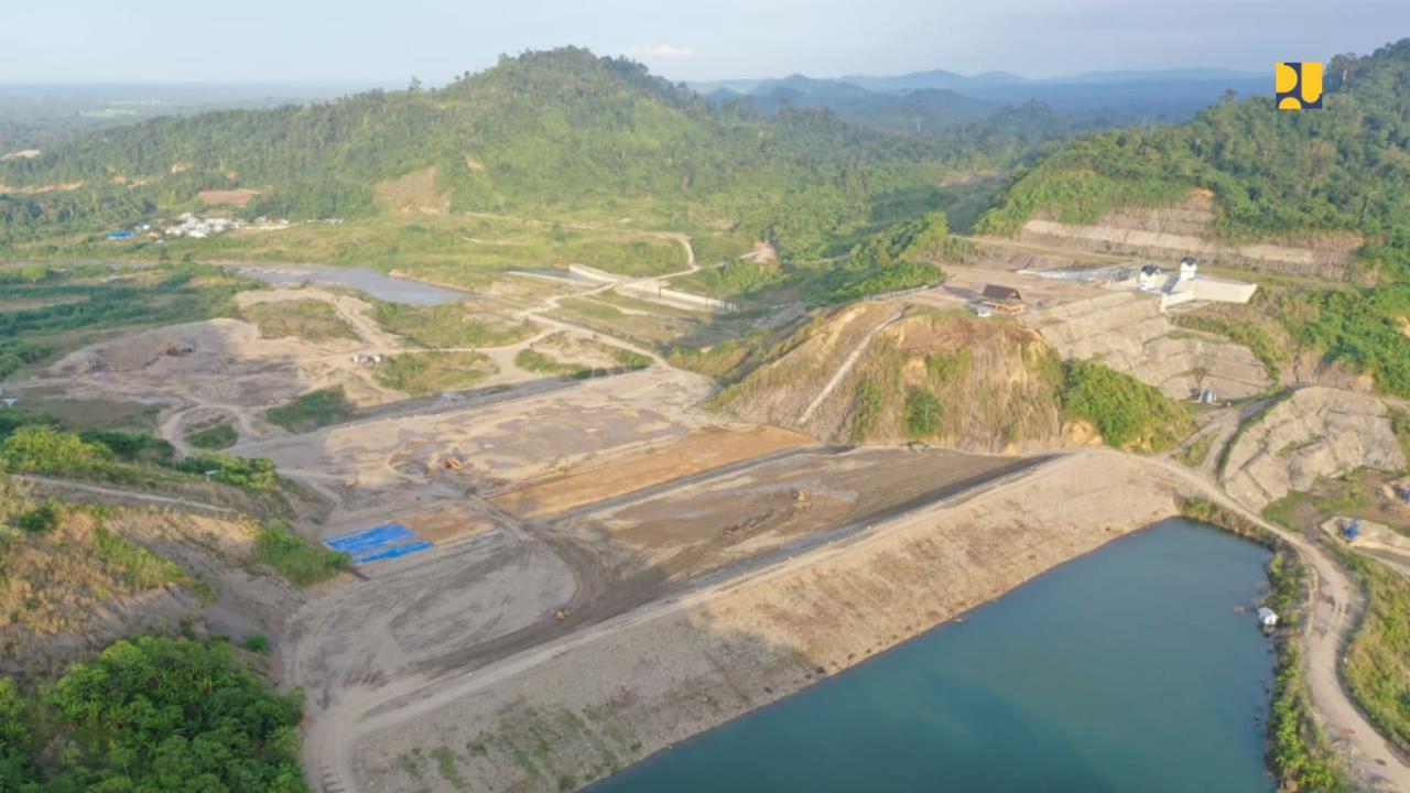 Kementerian PUPR tengah menyelesaikan pembangunan Bendungan Rukoh di Kabupaten Pidie, Provinsi Aceh (dok: PUPR)