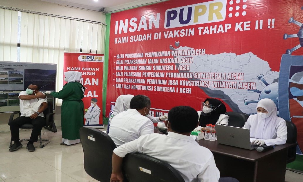 Kegiatan Vaksinasi Covid-19 Tahap 2 di bawah Kementrian PUPR di Wilayah Aceh